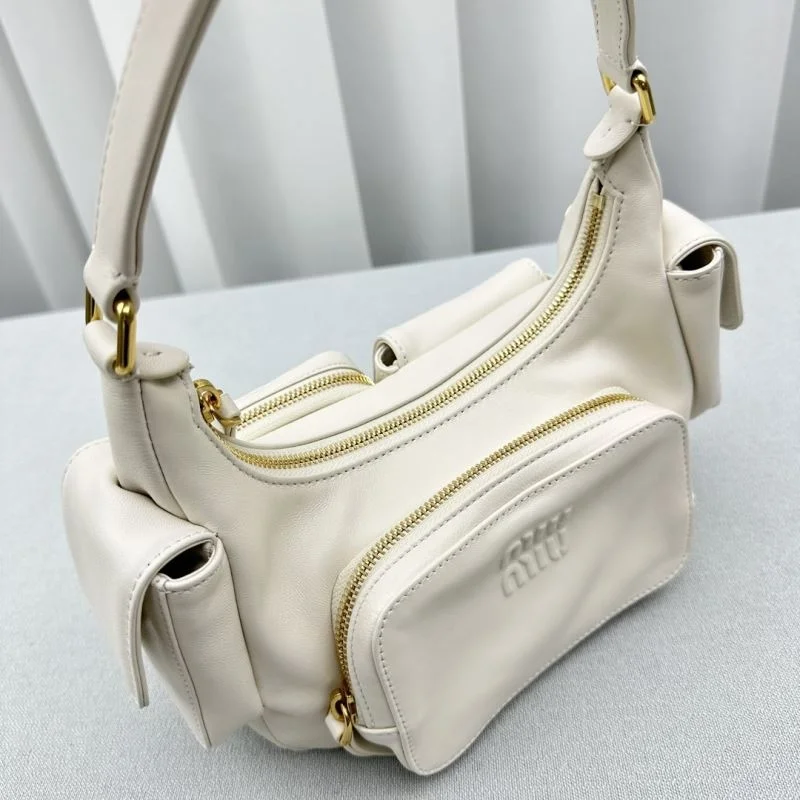 Miu Miu Hobo Bags Casual 55690