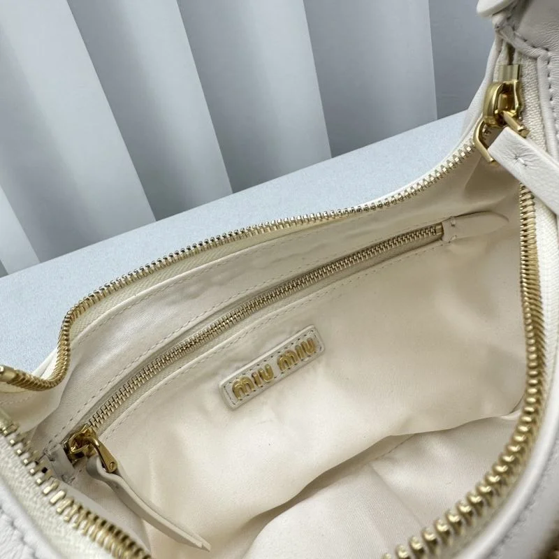 Miu Miu Hobo Bags Casual 55690