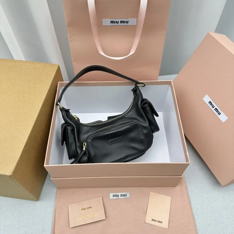 Miu Miu Hobo Bags Lightweight 55692