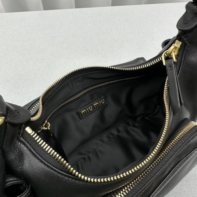 Miu Miu Hobo Bags Lightweight 55692