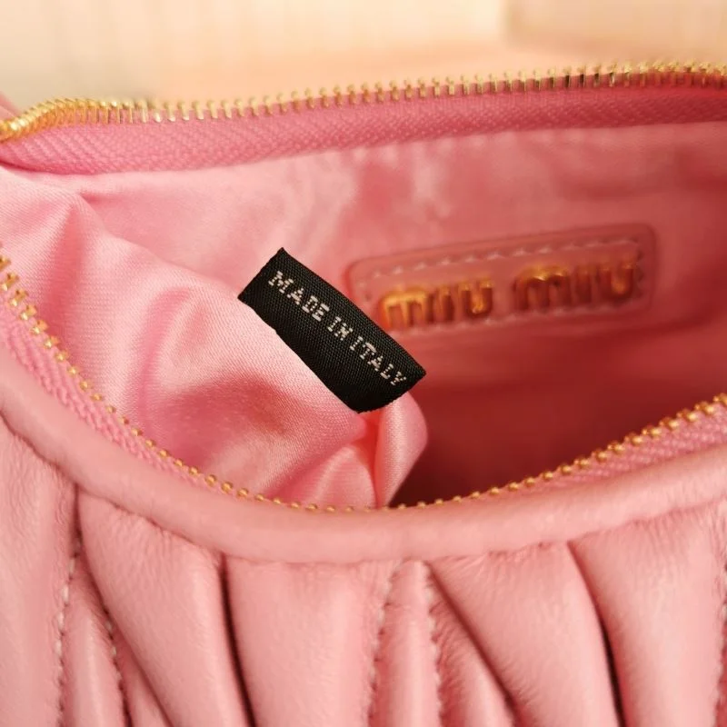 Miu Miu Hobo Bags Minimalist 43792