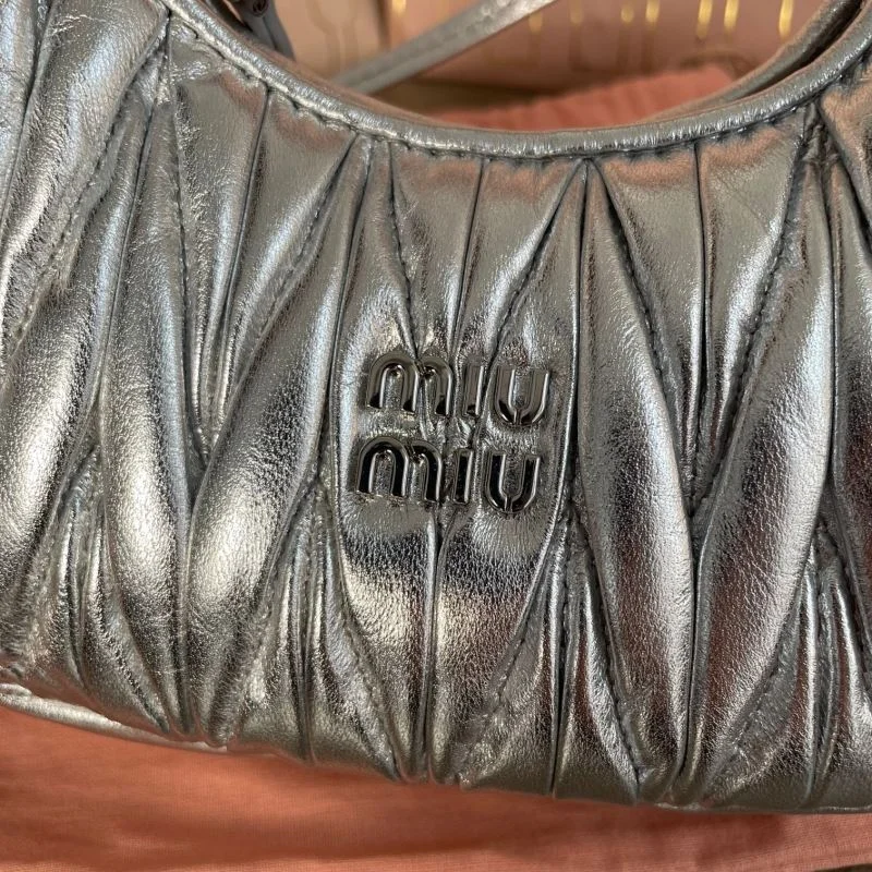 Miu Miu Hobo Bags NewStyle 43782