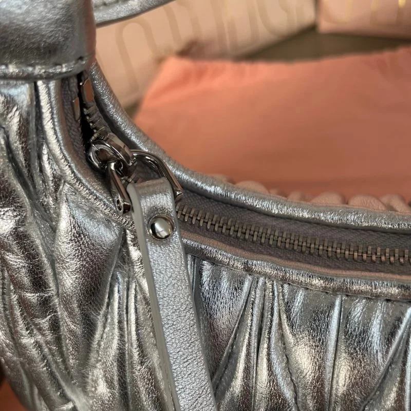Miu Miu Hobo Bags NewStyle 43782