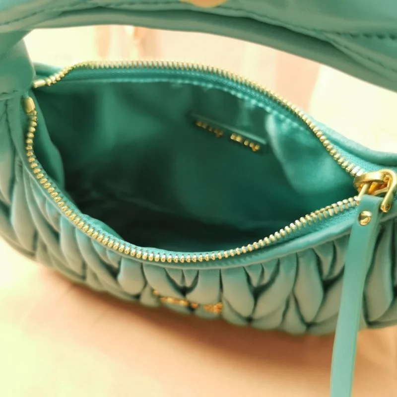 Miu Miu Hobo Bags Vibrant 43790