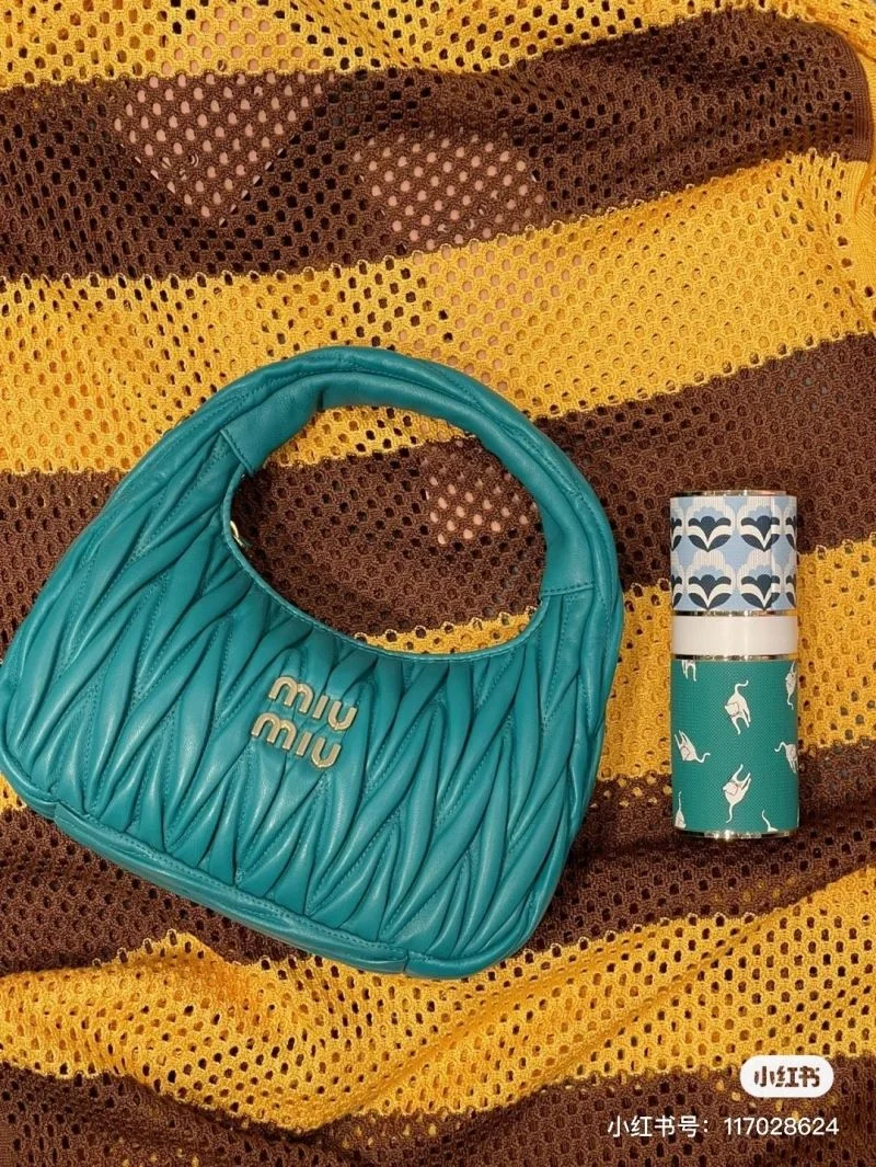 Miu Miu Hobo Bags Vibrant 43790