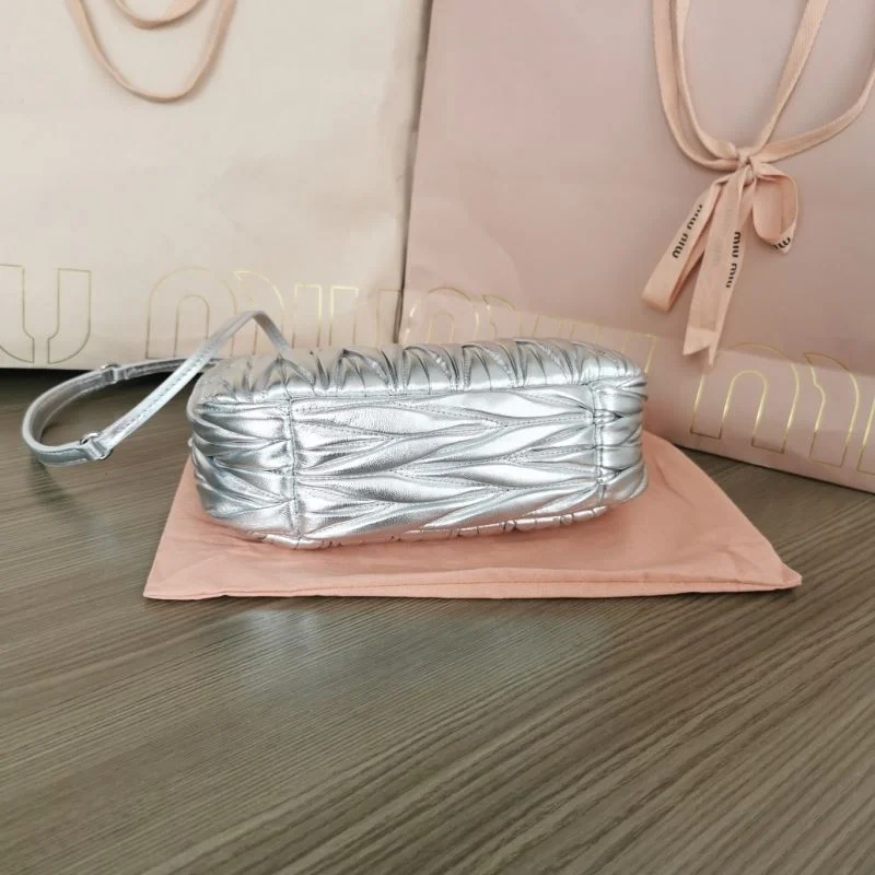 Functional Miu Miu Hobo Bags 43784