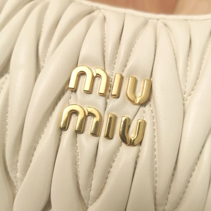 Casual Miu Miu Hobo Bags 43783