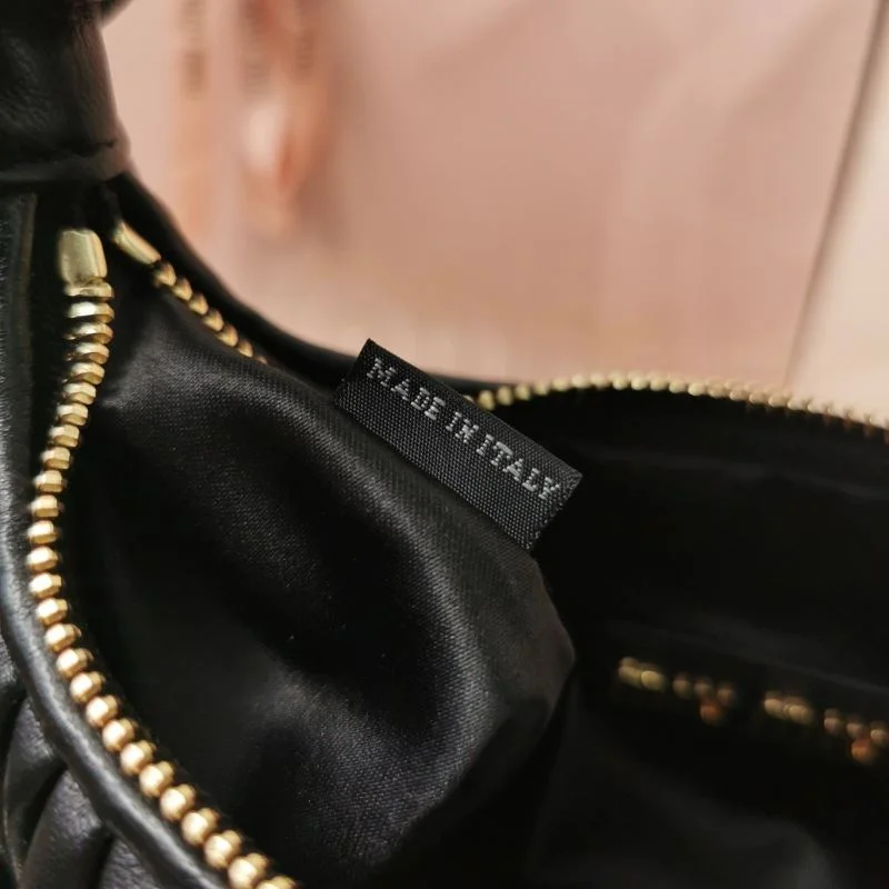 Miu Miu Hobo Bags Practical 43788
