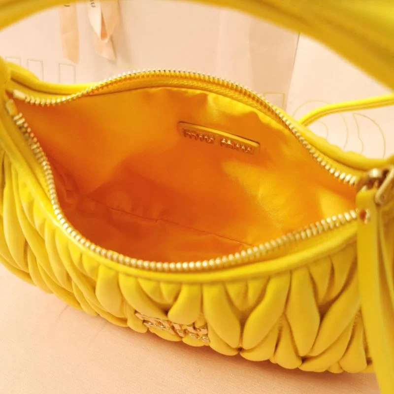 Unisex Miu Miu Hobo Bags 43820
