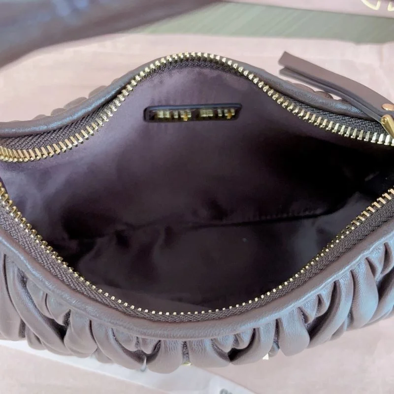 Miu Miu Hobo Bags Supportive 43768