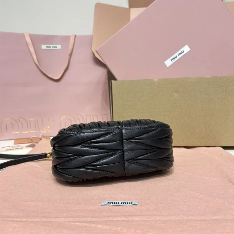 Durable Miu Miu Hobo Bags 43577