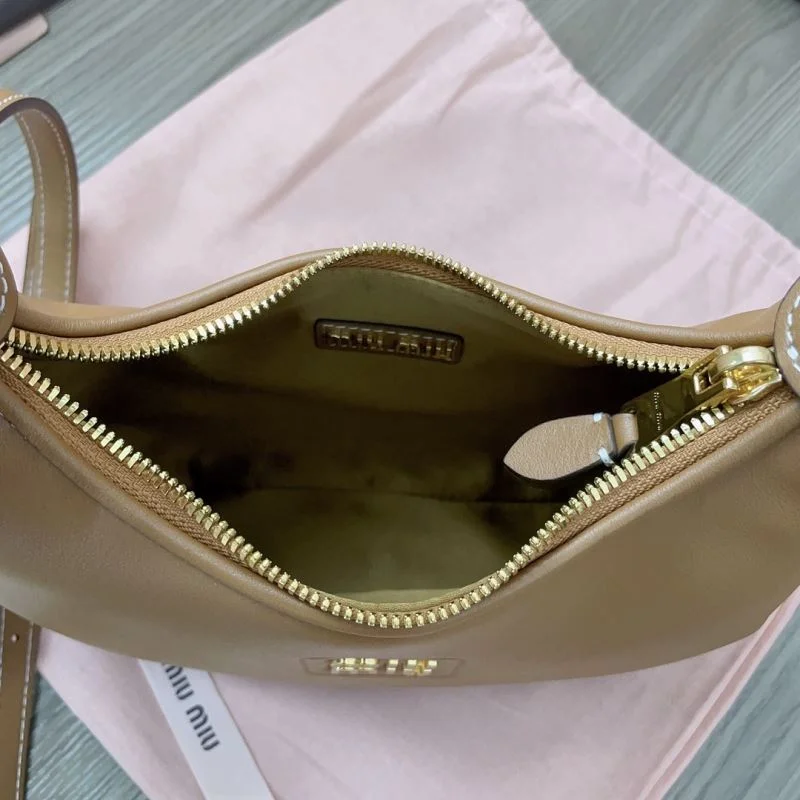 Miu Miu Hobo Bags Attractive 43568