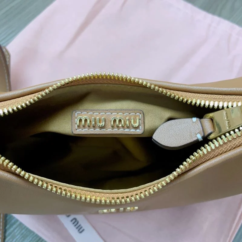 Miu Miu Hobo Bags Attractive 43568