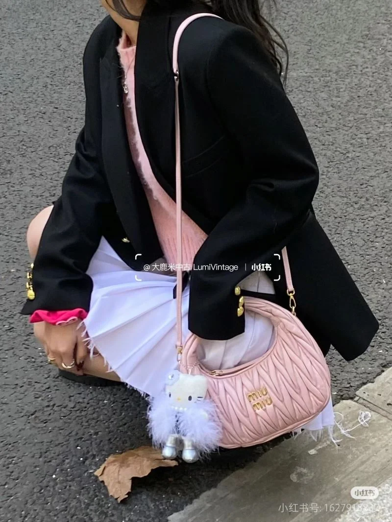 Miu Miu Hobo Bags EasyCare 43565