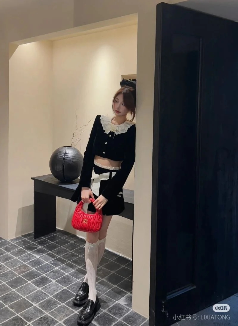 Miu Miu Hobo Bags TechFriendly 43563