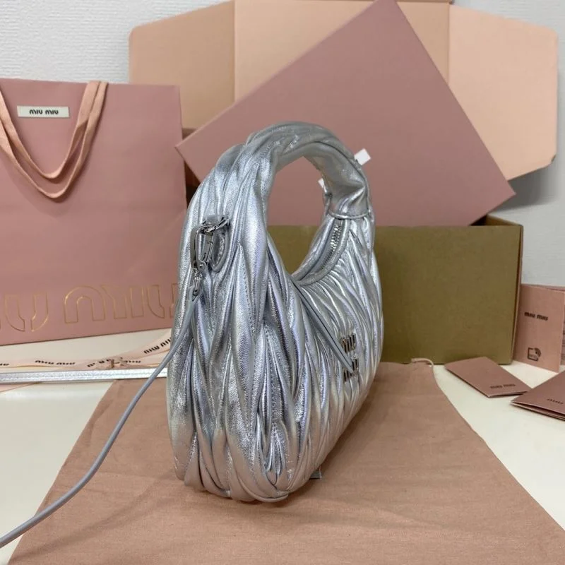 Miu Miu Hobo Bags Modern 43560