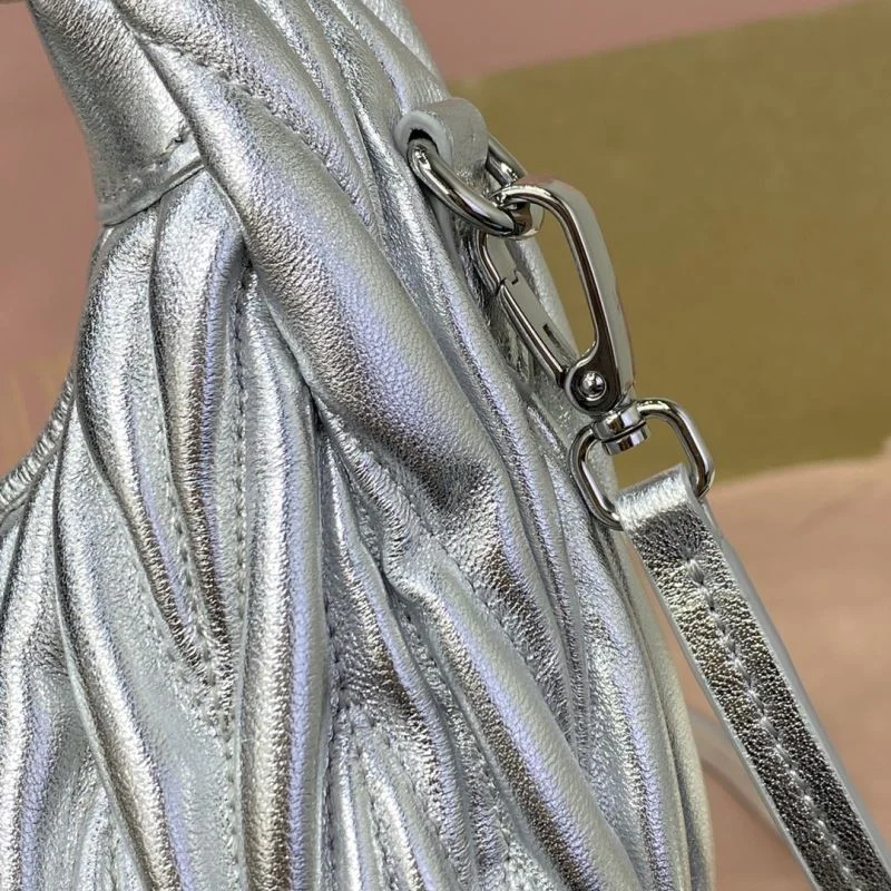 Miu Miu Hobo Bags Modern 43560