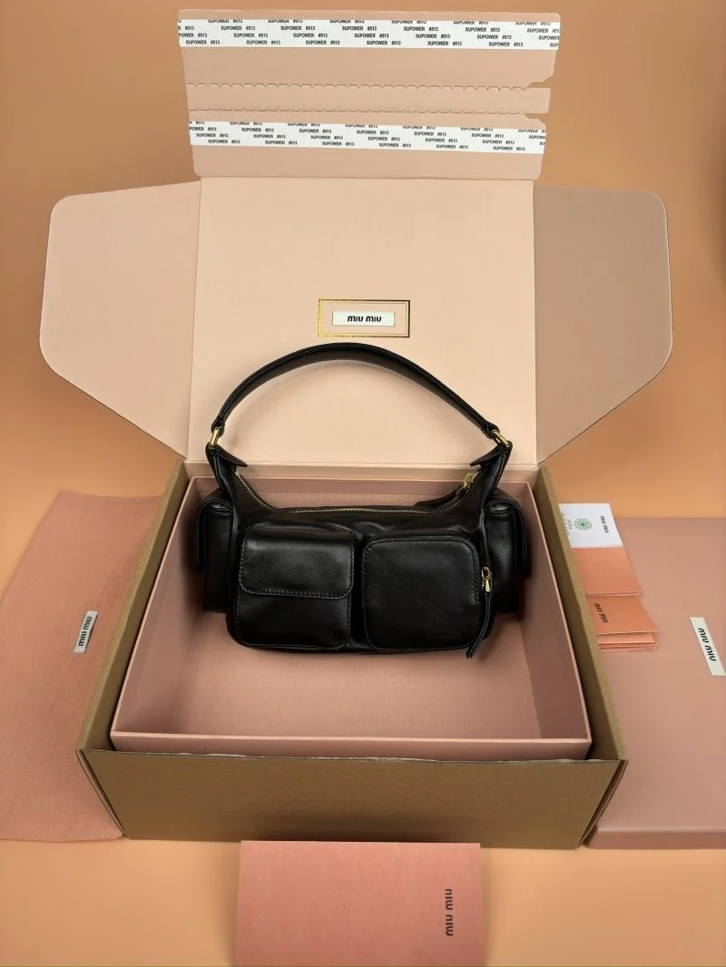 Casual Miu Miu Hobo Bags 56068