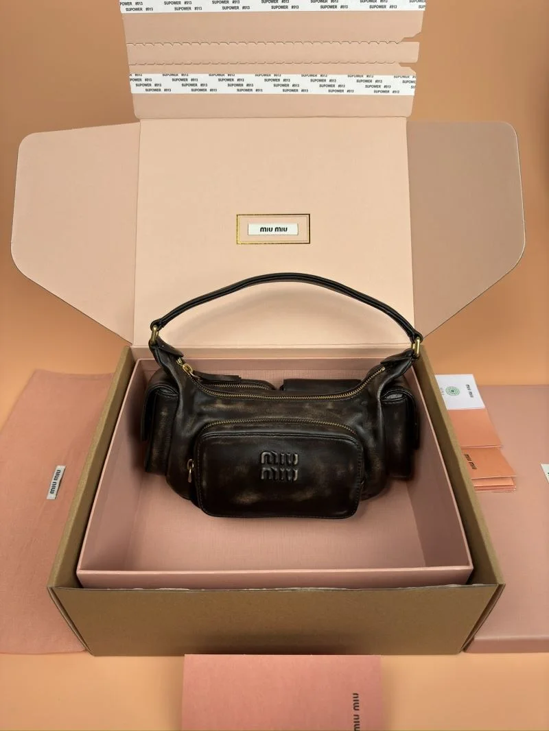 Miu Miu Hobo Bags Supportive 56056