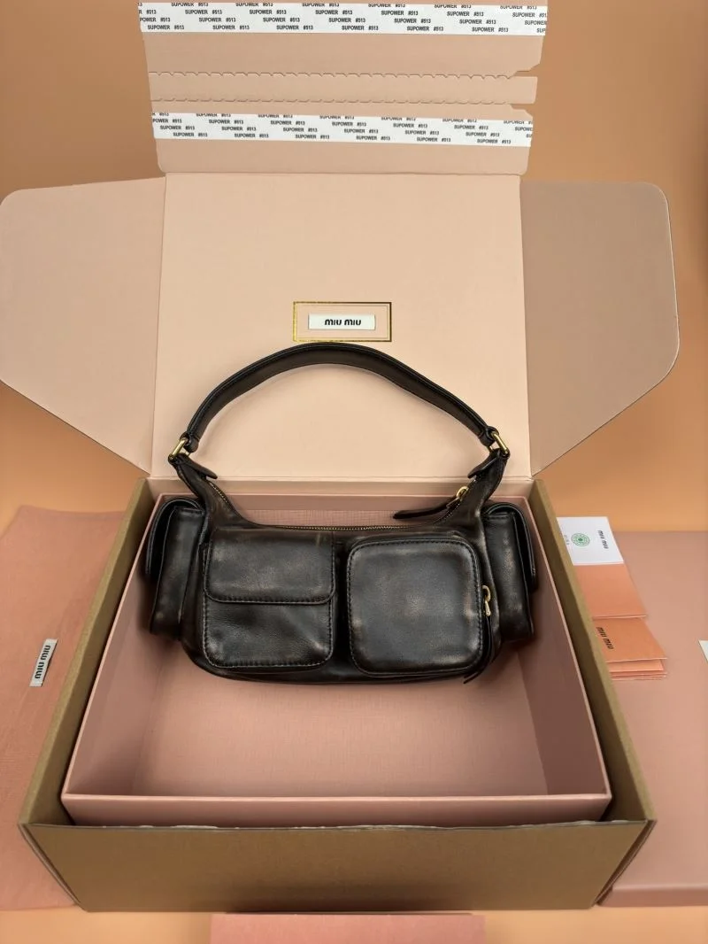 Miu Miu Hobo Bags Supportive 56056