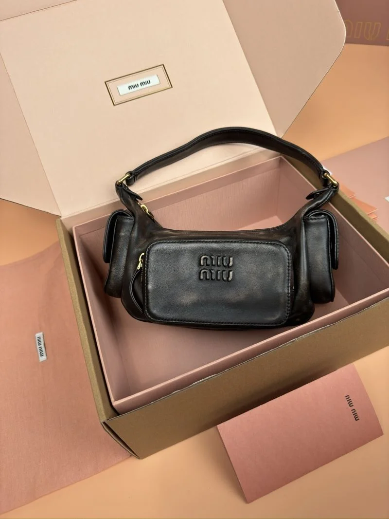 Miu Miu Hobo Bags Supportive 56056