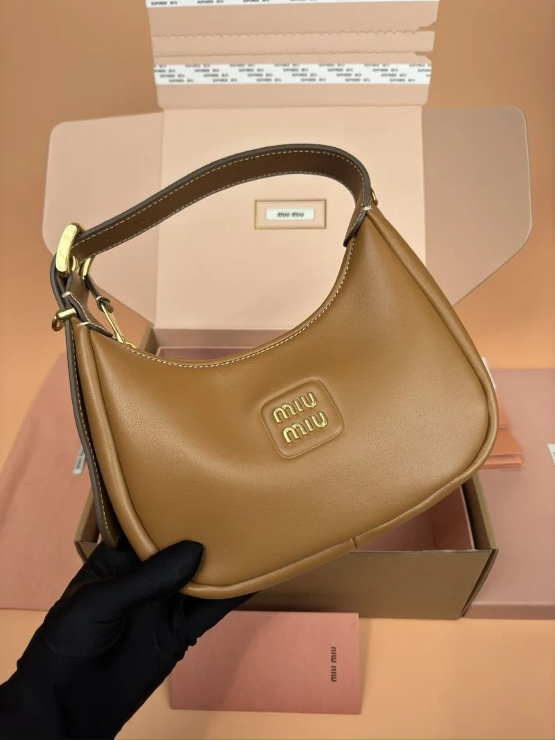 Miu Miu Hobo Bags ModernLook 56101
