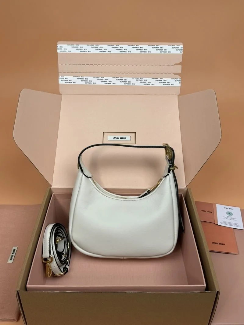 Sustainable Miu Miu Hobo Bags 56100