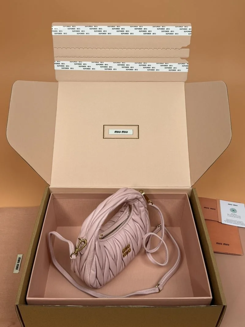 Miu Miu Hobo Bags Versatile 56059
