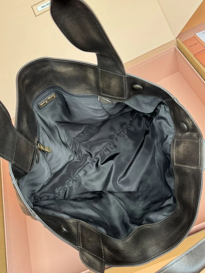Miu Miu Hobo Bags Sleek 56054