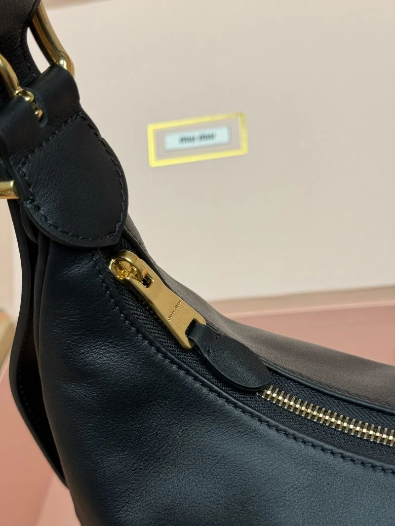 Miu Miu Hobo Bags Thermal 56084