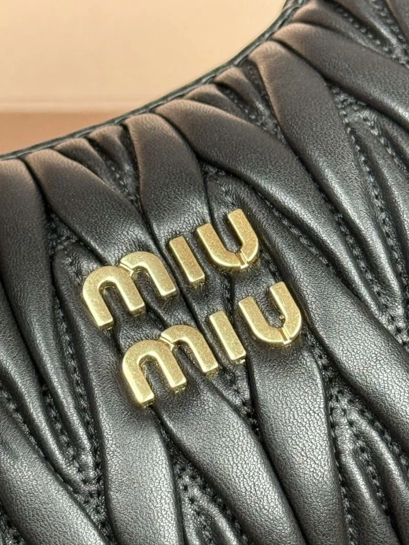 Miu Miu Hobo Bags Classic 56037