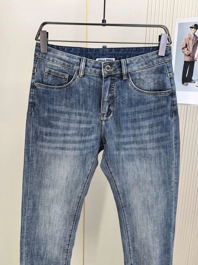Trendsetting Miu Miu Jeans 161394