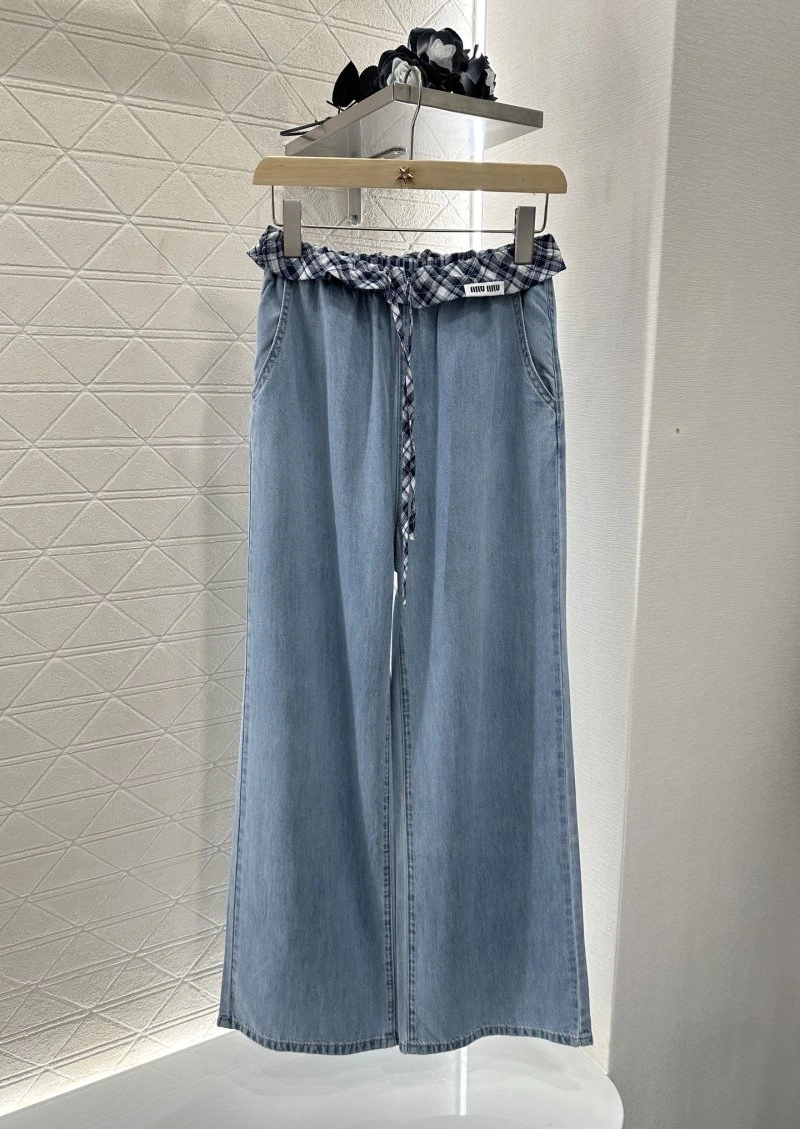 Miu Miu Jeans Lightweight 156380