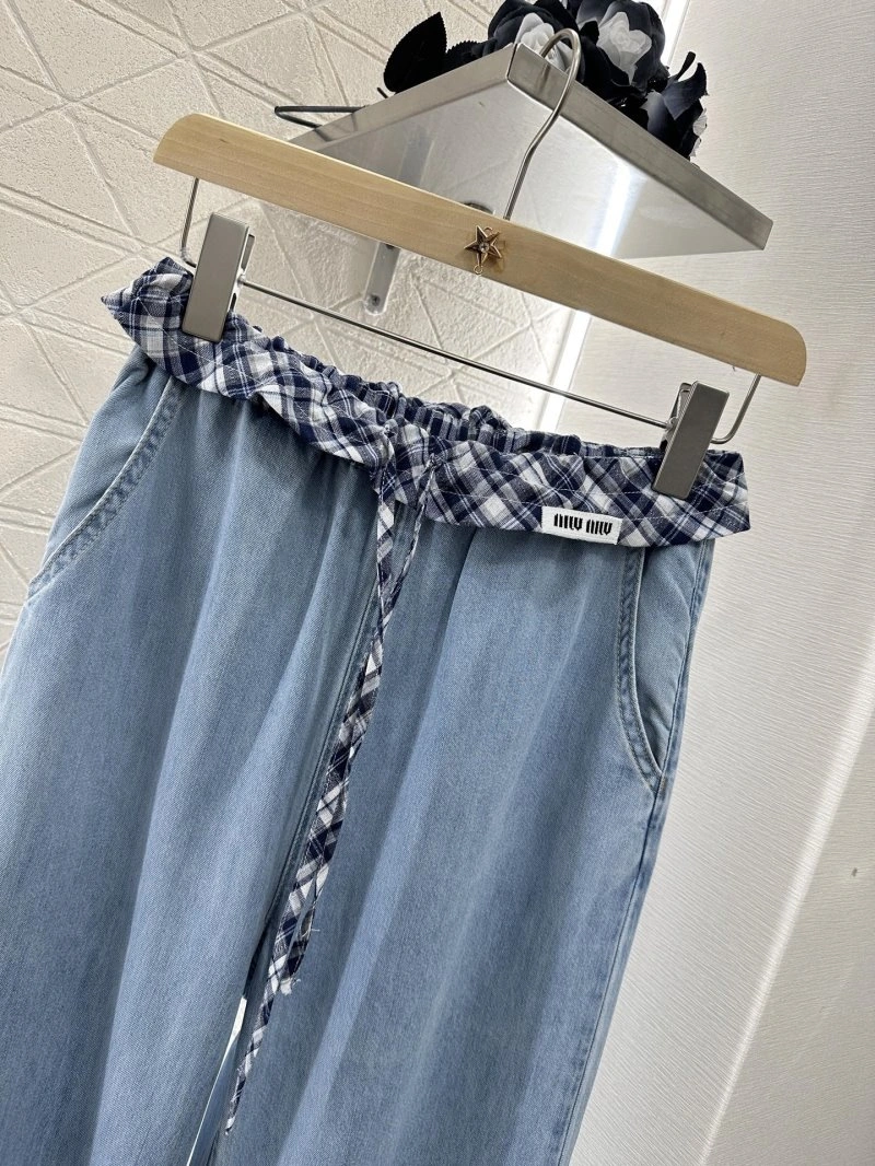 Miu Miu Jeans Lightweight 156380