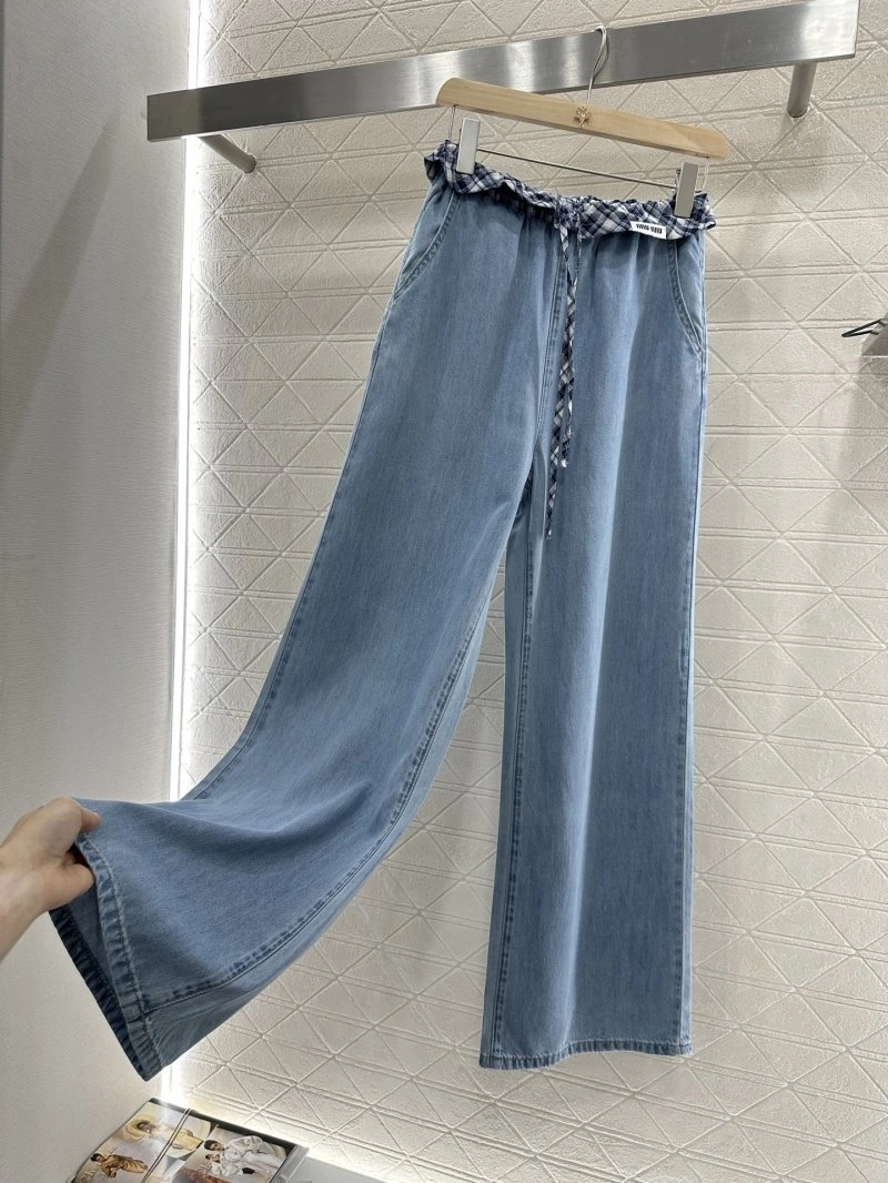 Miu Miu Jeans Lightweight 156380