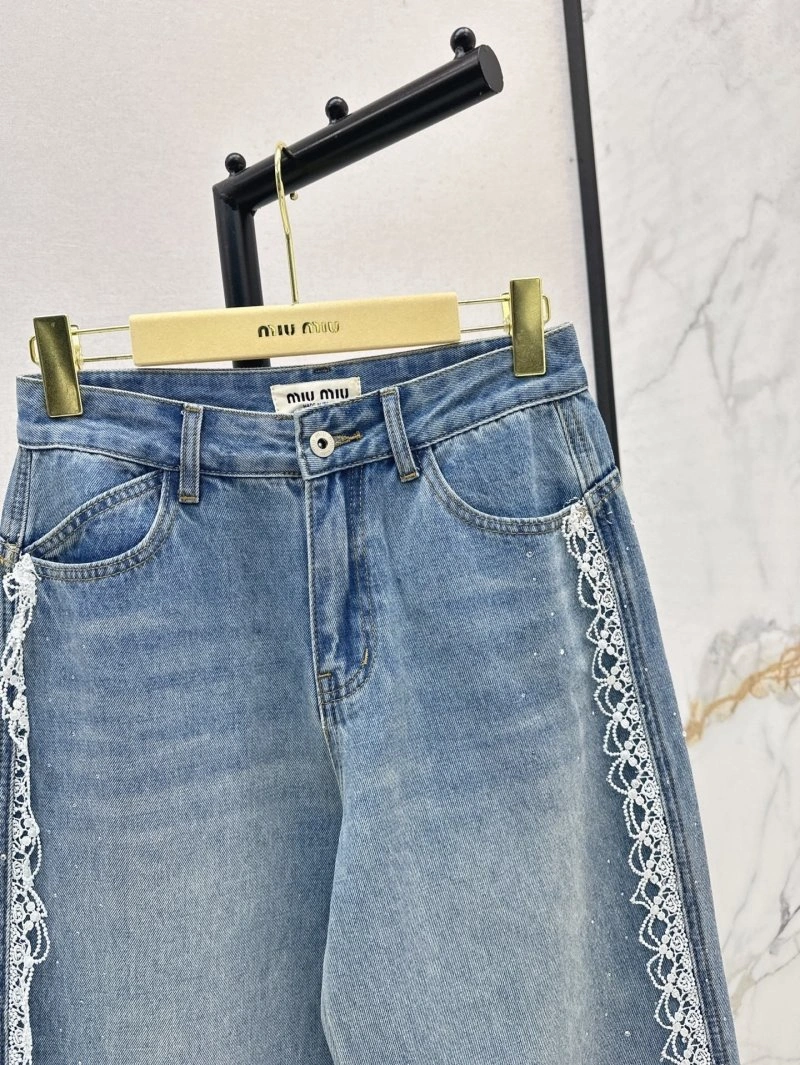 Miu Miu Jeans ModernLook 148891