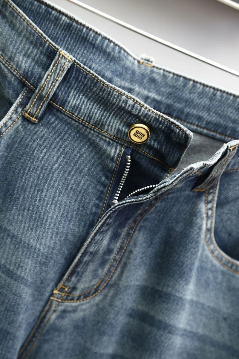 Breathable Miu Miu Jeans 160245