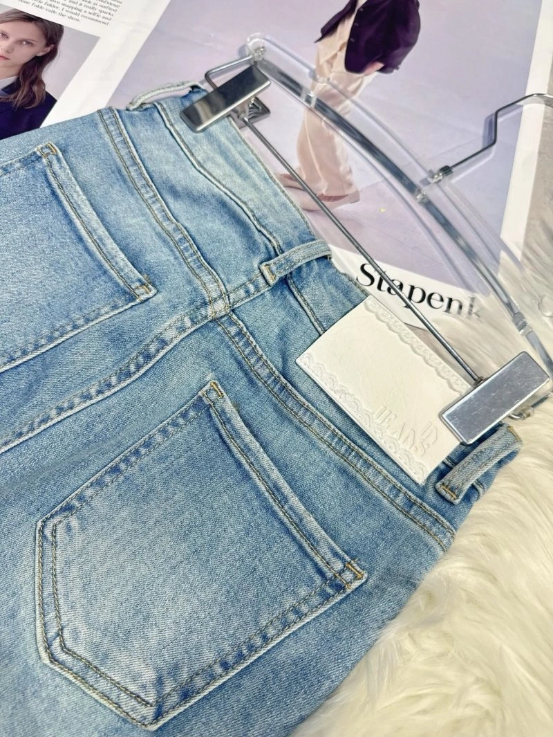 Cozy Miu Miu Jeans 154526
