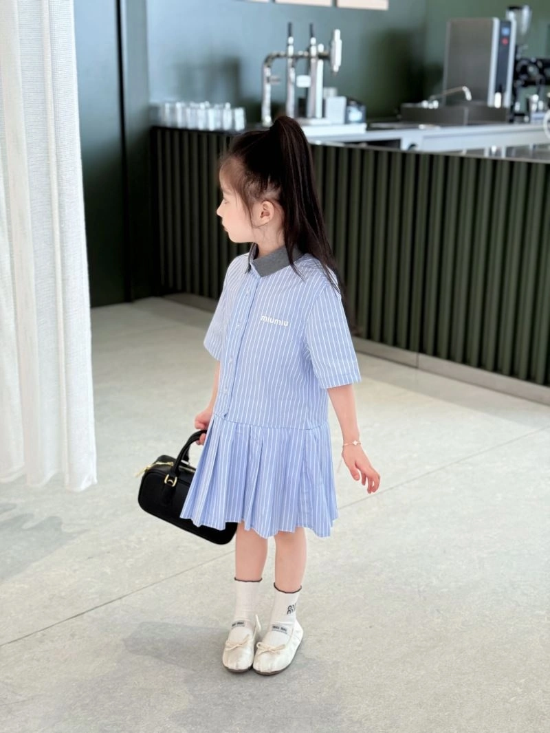 Miu Miu Kids Sleek 157728