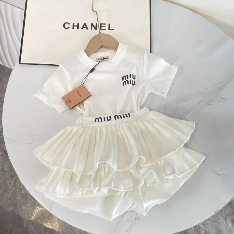 Miu Miu Kids TimelessDesign 157910