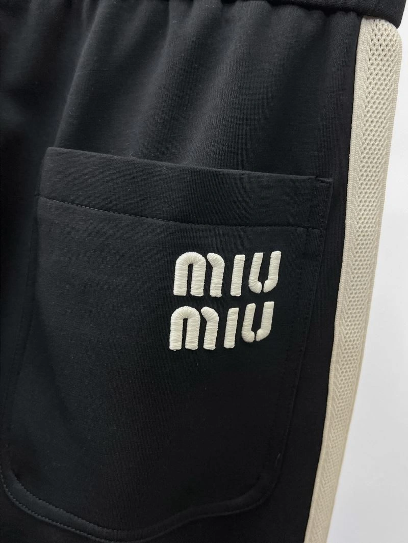 Miu Miu Long Pants ModernLook 162576