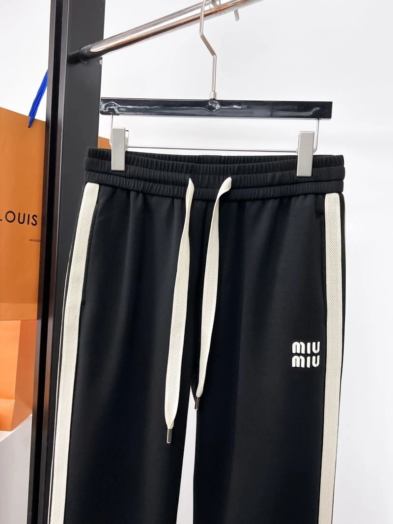 Miu Miu Long Pants ModernLook 162576