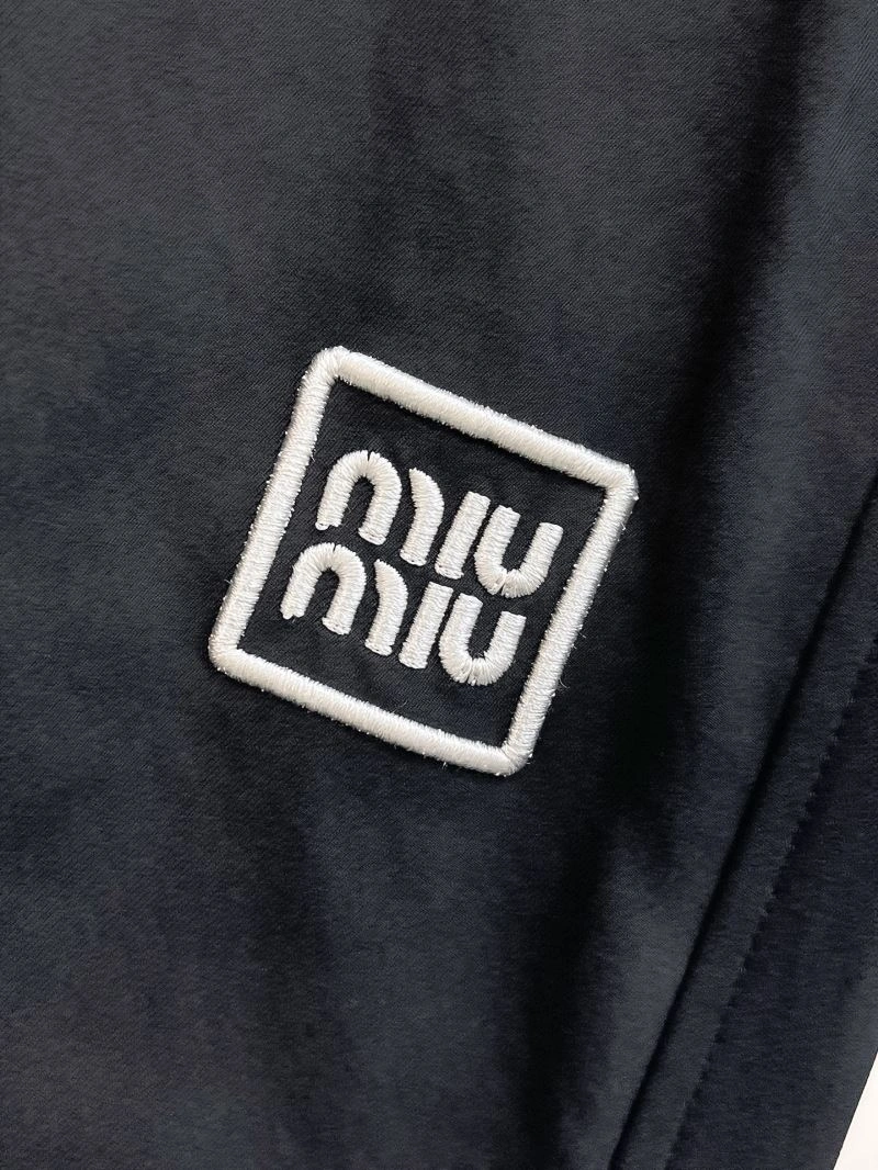 Breathable Miu Miu Long Pants 161386