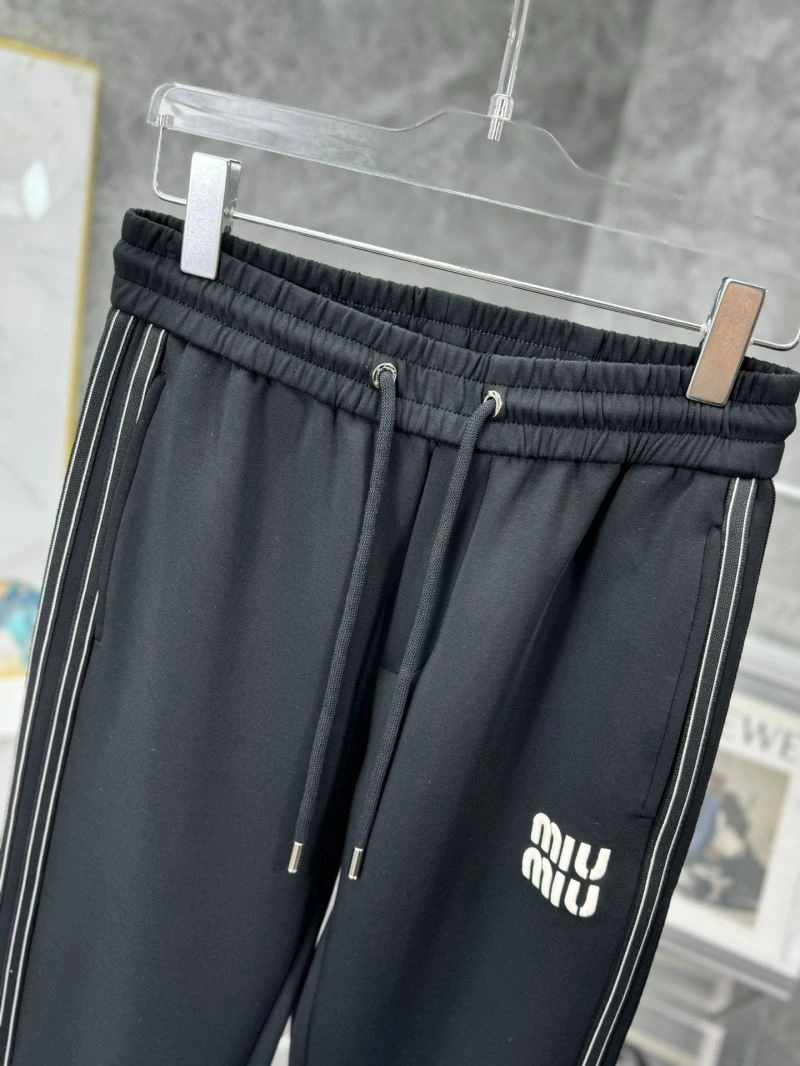 Miu Miu Long Pants Cozy 161378