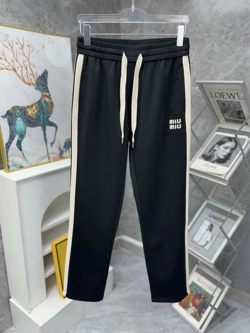 Miu Miu Long Pants UrbanStyle 161376