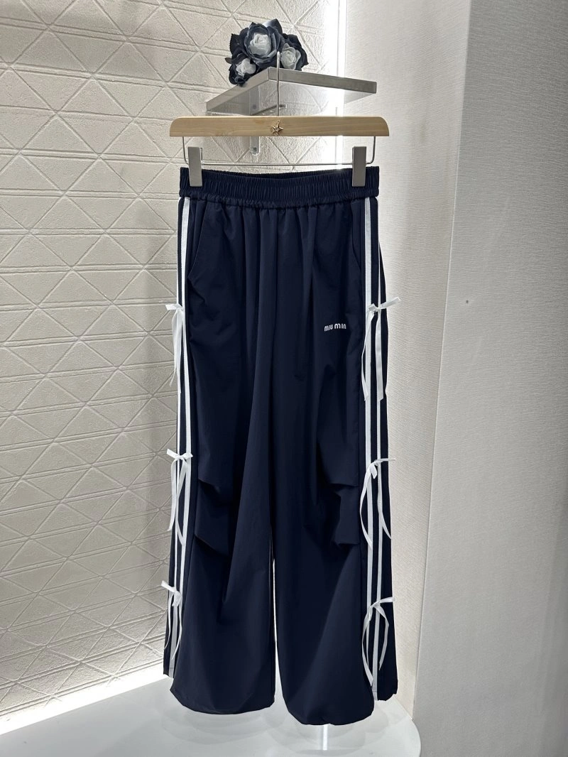 Miu Miu Long Pants TimelessDesign 151243