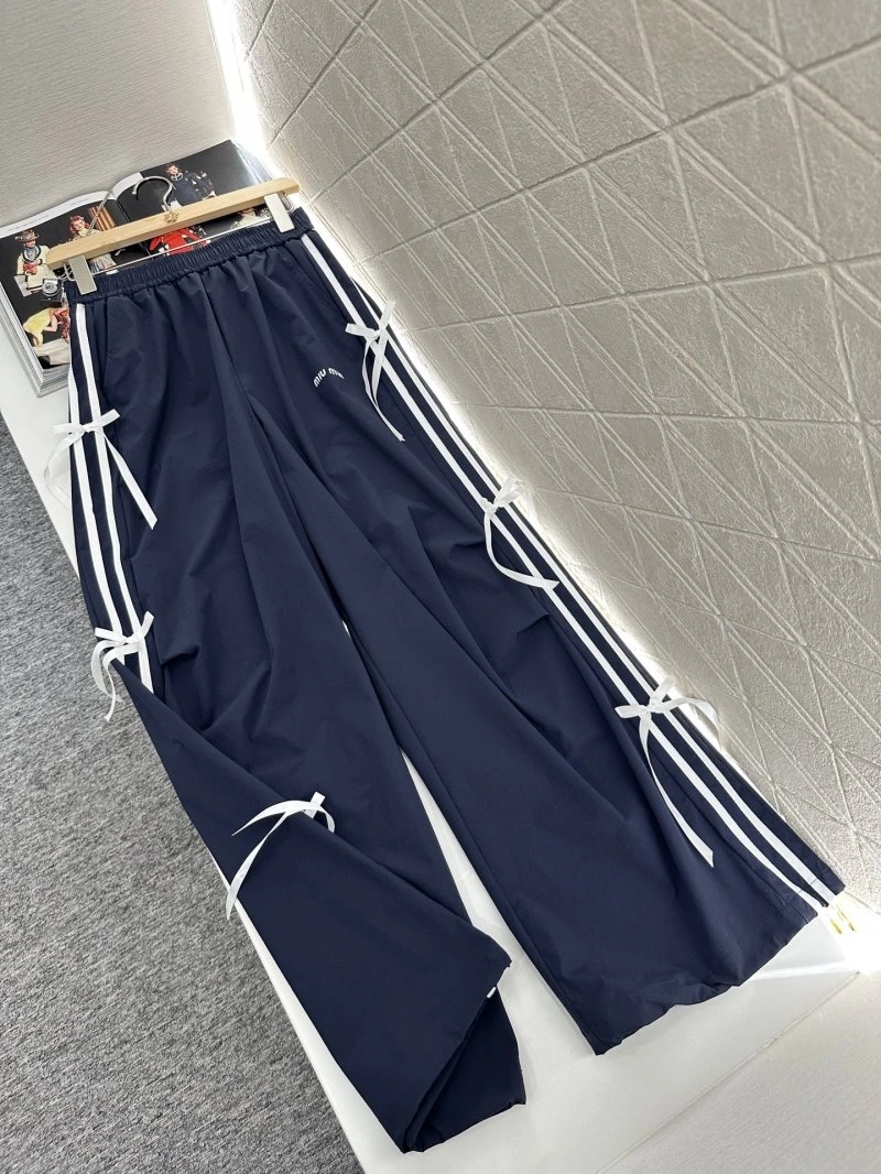 Miu Miu Long Pants TimelessDesign 151243