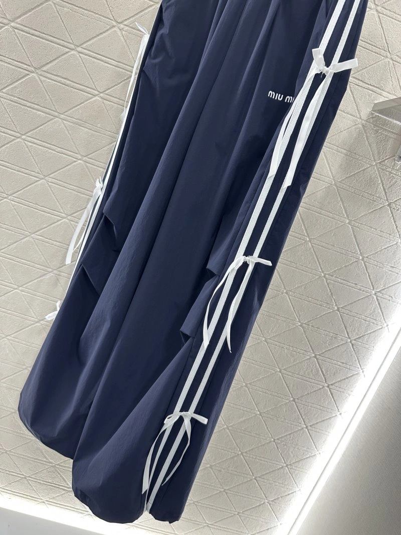 Miu Miu Long Pants TimelessDesign 151243