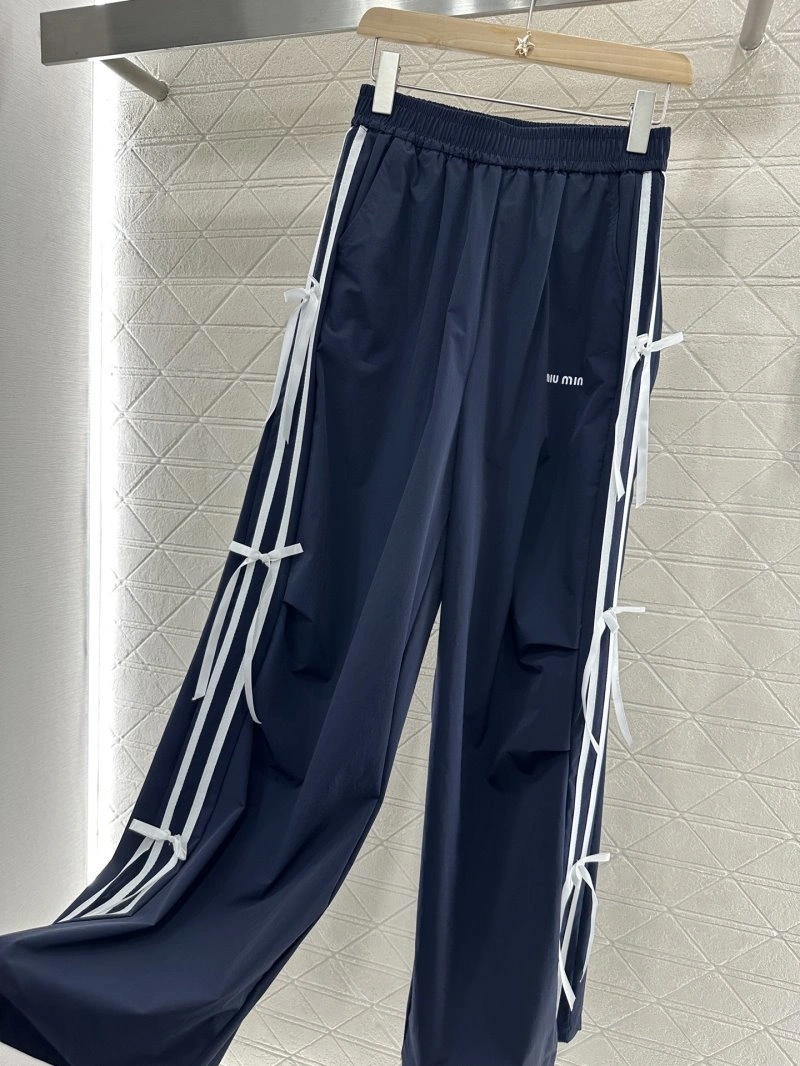 Miu Miu Long Pants TimelessDesign 151243