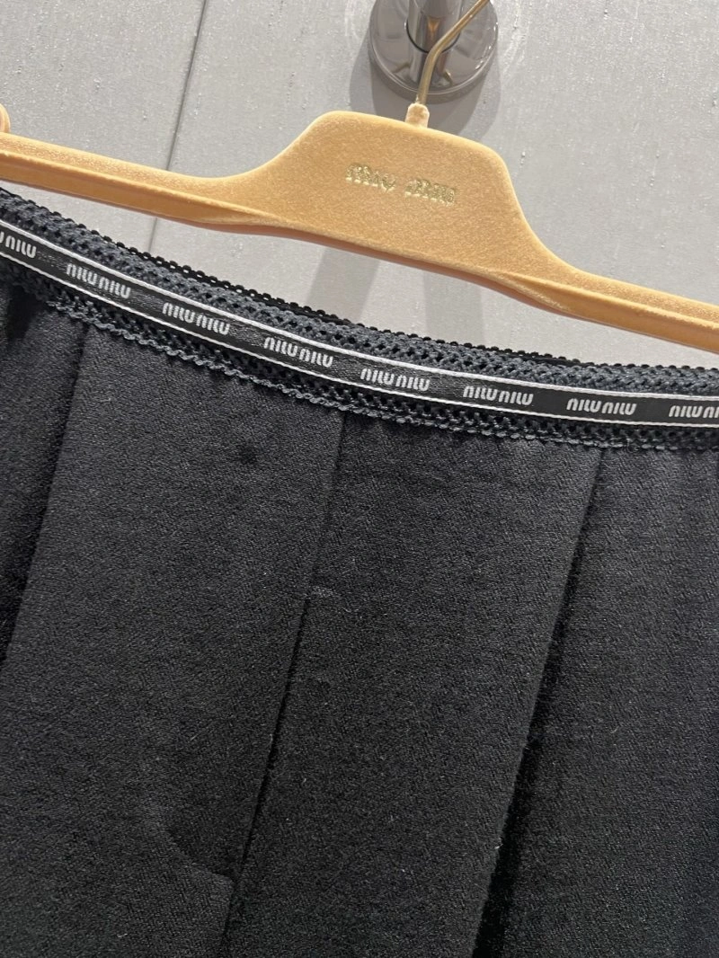 ModernLook Miu Miu Long Pants 148871